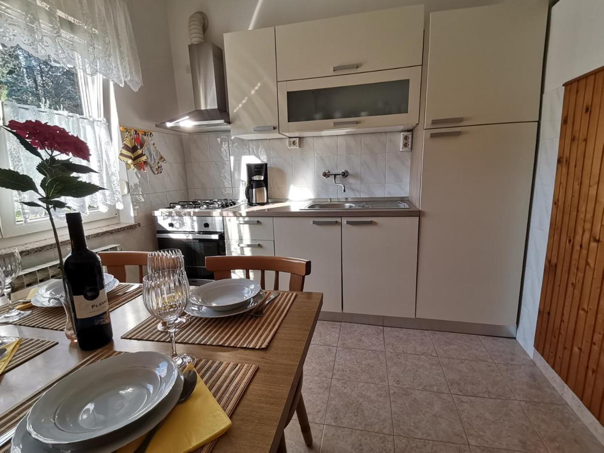 Apartment Grzin Lovran Bagian luar foto